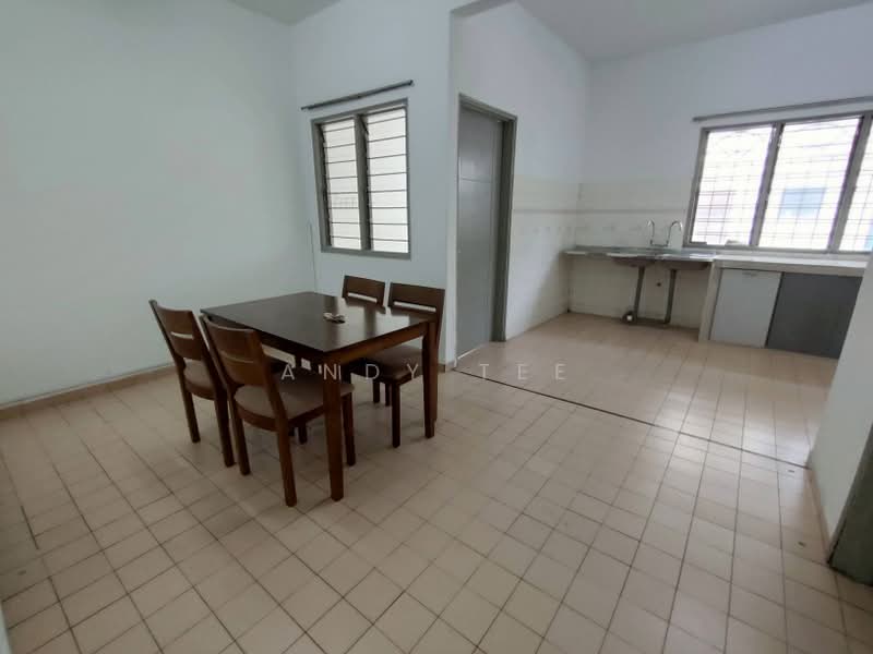 2-storey Terraced House for Sale in Usj 4 (Subang Jaya) - Andy Tee - Dining and Kitchen - PropertyGuru.com.my