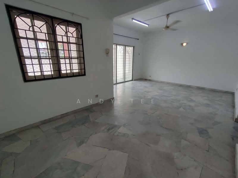 Rumah Teres 2-Tingkat untuk Dijual di Usj 4 (Subang Jaya) - Andy Tee - Living Room - PropertyGuru.com.my