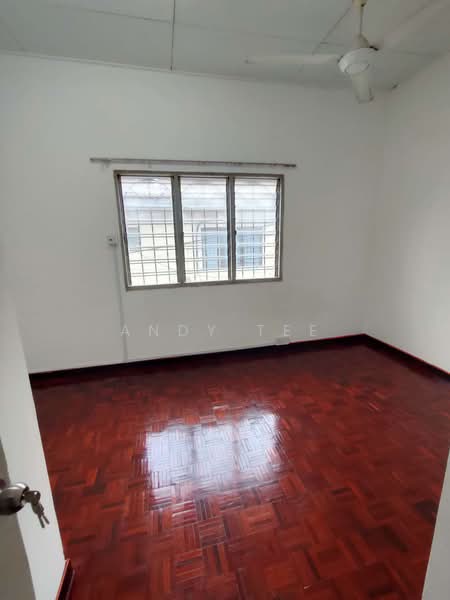 Rumah Teres 2-Tingkat untuk Dijual di Usj 4 (Subang Jaya) - Andy Tee - 3rd Room - PropertyGuru.com.my