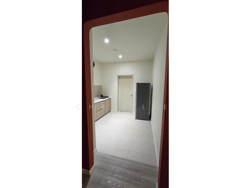 Kondominium untuk Disewa di Lakefront Residence - Chris Lee - Kitchen - PropertyGuru.com.my