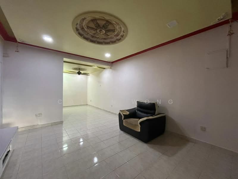 2-storey Terraced House for Sale in Mutiara Rini (Skudai) - Calvin Wong - Living Room - PropertyGuru.com.my