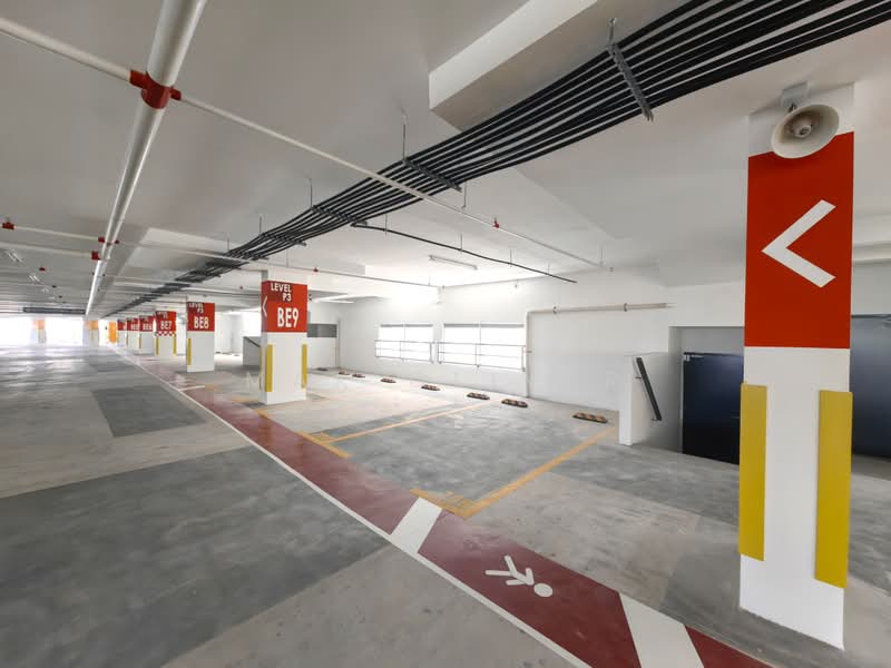 Shop / Office untuk Disewa di BANDAR PUCHONG JAYA (Puchong) - Mak Oliver - Car Park - PropertyGuru.com.my