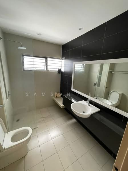 Semi-Detached House for Sale in Kota Emerald (Rawang) - Samson Lee - Bathroom - PropertyGuru.com.my