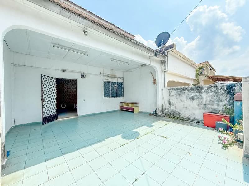 Rumah Teres 2 Tingkat untuk Dijual di Taman Melur (Ampang) - Thoriq Suparman - Exterior - PropertyGuru.com.my