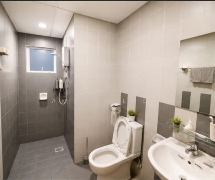 Service Residence for Sale at Koi Kinrara - Amanda Lock - Bathroom - PropertyGuru.com.my