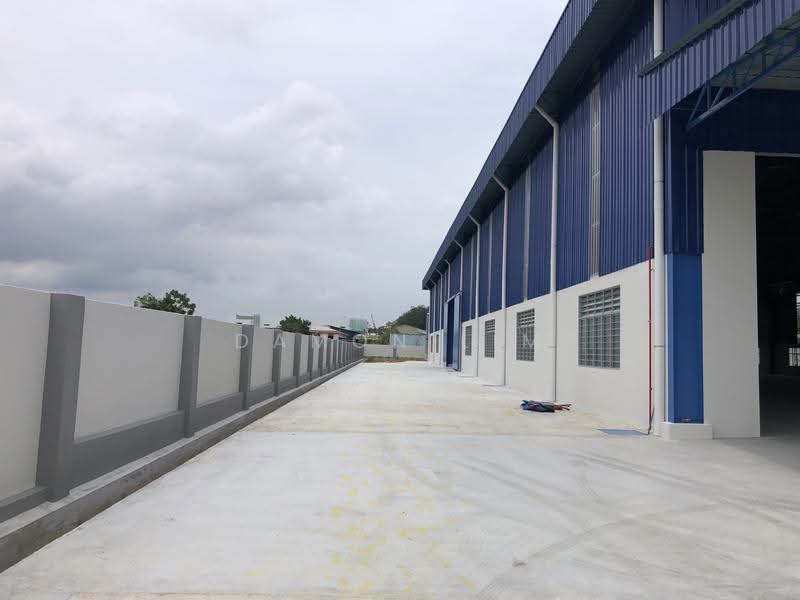 Kilang Terpisah untuk Disewa di Senai (Johor) - Damon Lim - Exterior - PropertyGuru.com.my