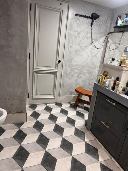 Service Residence for Sale at 38 Bidara Condominium - Eric Tang - Bathroom - PropertyGuru.com.my