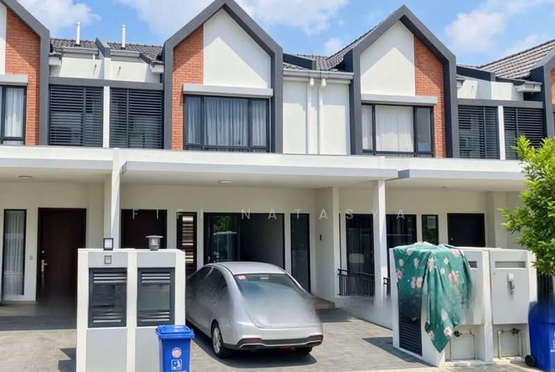 Rumah Teres untuk Dijual di Sungai Buloh (Selangor) - Fifi Natasya - Exterior - PropertyGuru.com.my