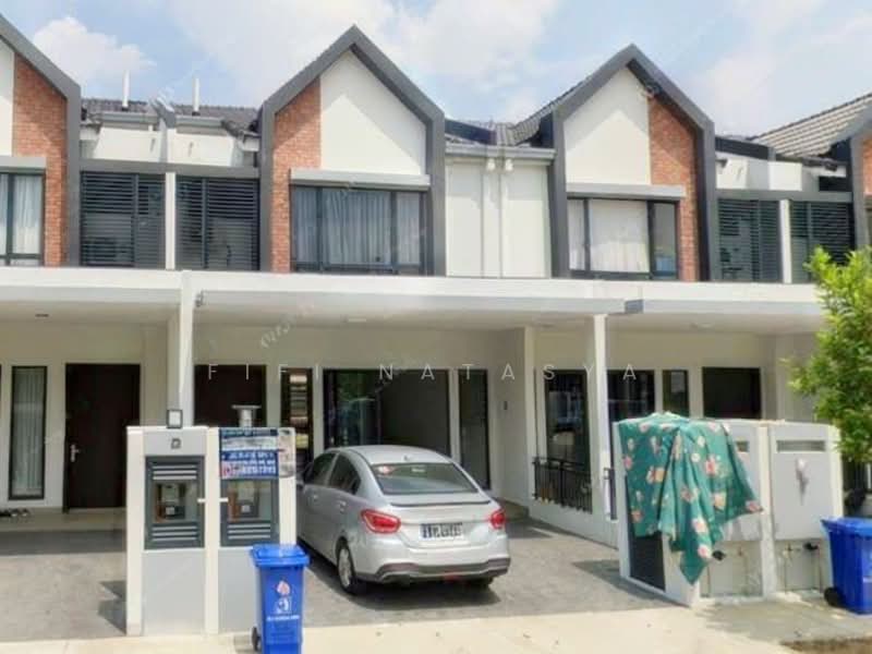 Rumah Teres untuk Dijual di Sungai Buloh (Selangor) - Fifi Natasya - Exterior - PropertyGuru.com.my