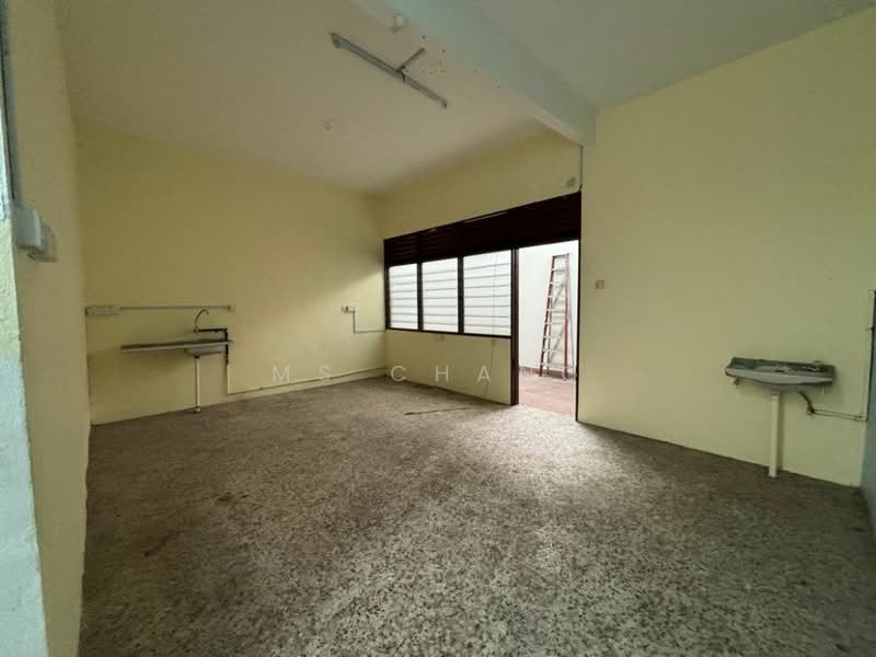 Rumah Teres 2-Tingkat untuk Dijual di Sungai Dua (Penang) - Ms Chang - PropertyGuru.com.my