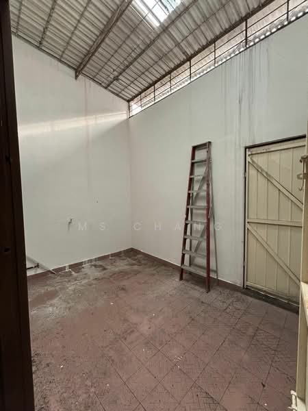 Rumah Teres 2-Tingkat untuk Dijual di Sungai Dua (Penang) - Ms Chang - PropertyGuru.com.my