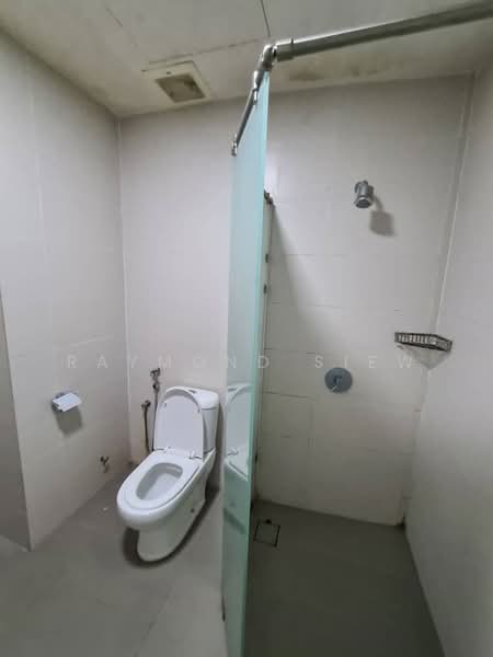Kondominium untuk Disewa di Sphere Damansara - Raymond Siew - Bathroom - PropertyGuru.com.my