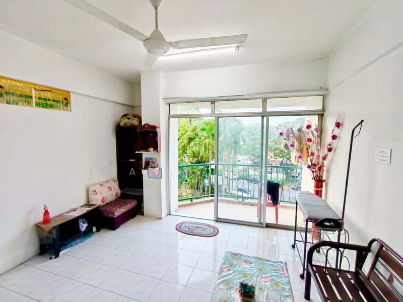 Apartment for Sale at Pangsapuri Seri Indah - Syazue Wanie - Living Room - PropertyGuru.com.my