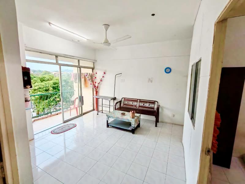 Apartment for Sale at Pangsapuri Seri Indah - Syazue Wanie - Living Room - PropertyGuru.com.my