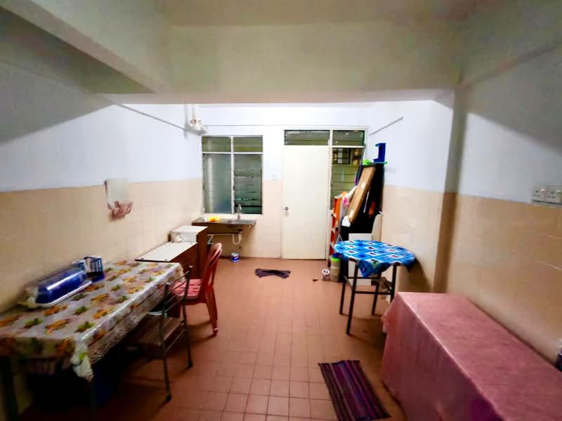 Apartment for Sale at Pangsapuri Seri Indah - Syazue Wanie - Kitchen - PropertyGuru.com.my