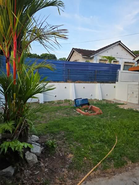 Semi-Detached House for Rent in Tanjung Bungah (Penang) - Katherine Khor - Exterior - PropertyGuru.com.my