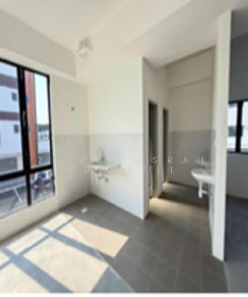 Shop / Office for Rent in Beranang (Selangor) - Zairul Asrah Zulkefli - Interior - PropertyGuru.com.my