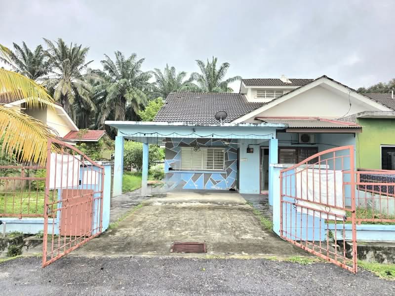 Semi-Detached House for Sale in Sepang (Selangor) - Syamsul Ilham - Exterior - PropertyGuru.com.my