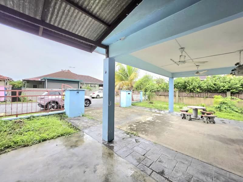 Semi-Detached House for Sale in Sepang (Selangor) - Syamsul Ilham - Exterior - PropertyGuru.com.my
