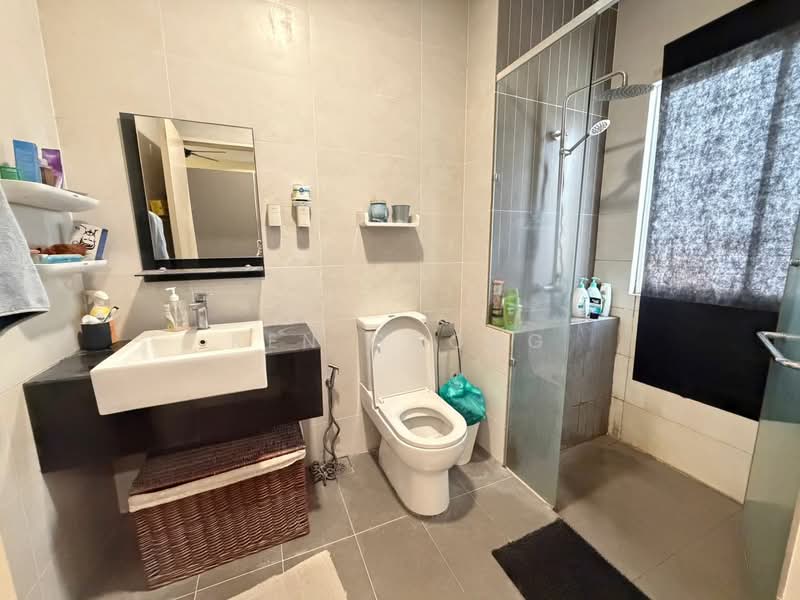 Cluster House for Sale in M Residence 2 (Rawang) - Ken Chong - Bathroom - PropertyGuru.com.my