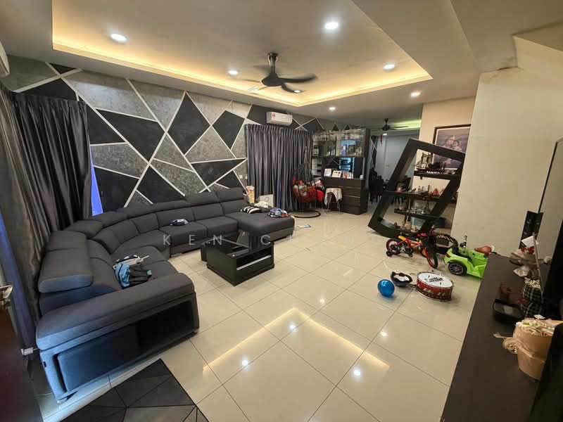 Cluster House for Sale in M Residence 2 (Rawang) - Ken Chong - Living Room - PropertyGuru.com.my