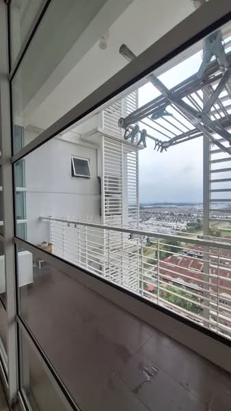 Pangsapuri untuk Disewa di Horizon Residence (Dwi Mutiara) - Amus Tay - Balcony - PropertyGuru.com.my