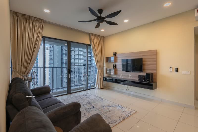 Kediaman Servis untuk Disewa di Setia City Residences - Vitas Tan - Living Room - PropertyGuru.com.my
