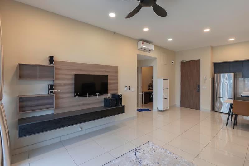 Kediaman Servis untuk Disewa di Setia City Residences - Vitas Tan - Living Room - PropertyGuru.com.my