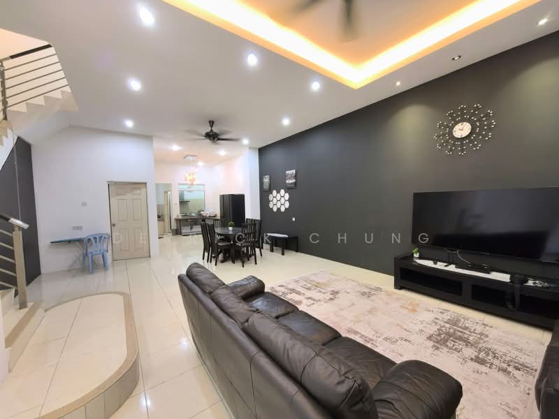 Rumah Teres 2.5 Tingkat untuk Dijual di Panorama Lapangan Perdana (Ipoh) - Derrick Chung - Living Room - PropertyGuru.com.my