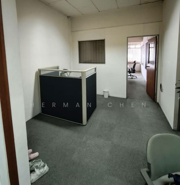 Shop for Rent in Taman Daya (Johor Bahru) - Herman Chen - Interior - PropertyGuru.com.my