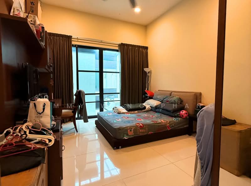 Semi-Detached House for Sale in Bandar Kinrara Seksyen 1 (Bandar Kinrara) - Tommy Wong Phang - Bedroom - PropertyGuru.com.my