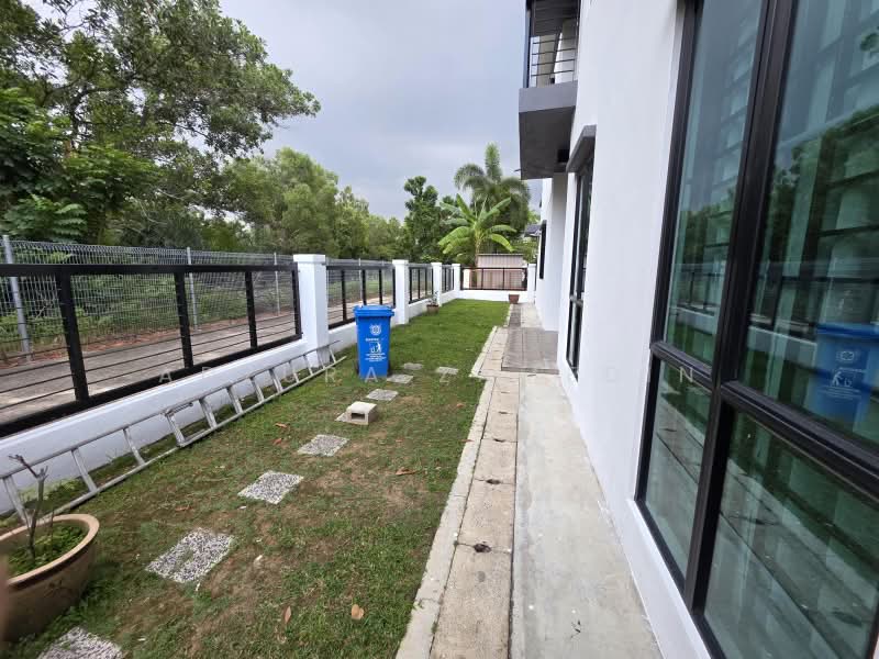Rumah Teres 2 Tingkat untuk Dijual di Alam Impian (Shah Alam) - Adzura Zamedin - Exterior - PropertyGuru.com.my