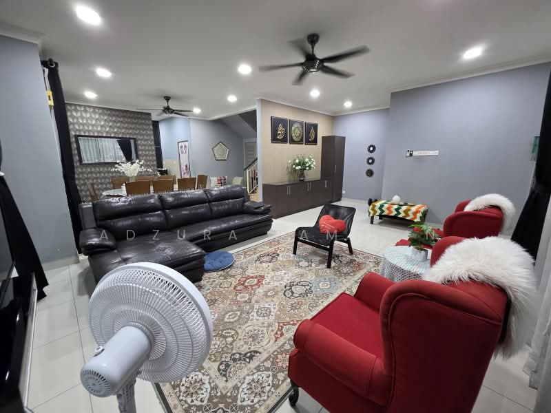 Rumah Teres 2 Tingkat untuk Dijual di Alam Impian (Shah Alam) - Adzura Zamedin - Living Room - PropertyGuru.com.my