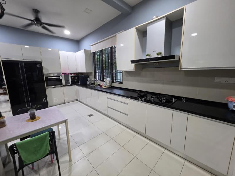 Rumah Teres 2 Tingkat untuk Dijual di Alam Impian (Shah Alam) - Adzura Zamedin - Kitchen - PropertyGuru.com.my