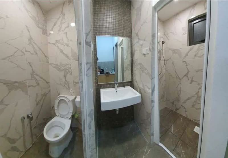 Service Residence for Rent at The Grand Subang Jaya SS15 - Alvin Lim - Bathroom - PropertyGuru.com.my