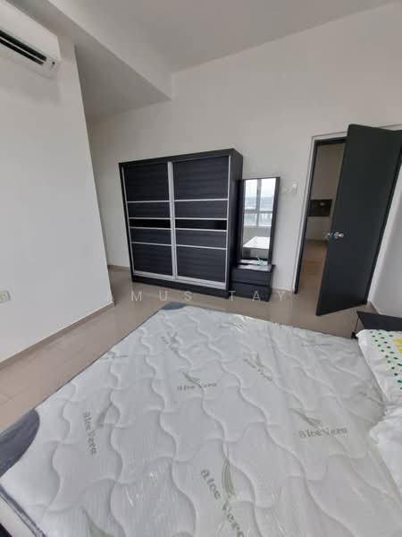 Service Residence for Rent at D'carlton (Residensi Seri Mega) - Amus Tay - Bedroom - PropertyGuru.com.my