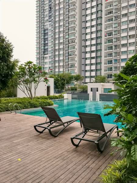 Service Residence for Rent at Savanna Executive Suite @ Southville City - Isaac Hoo - Pool - PropertyGuru.com.my