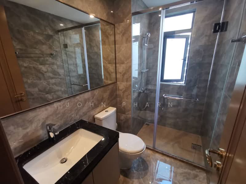 Servis Apartment untuk Disewa di R&F Princess Cove Phase 1 - John Pharn - Bathroom - PropertyGuru.com.my