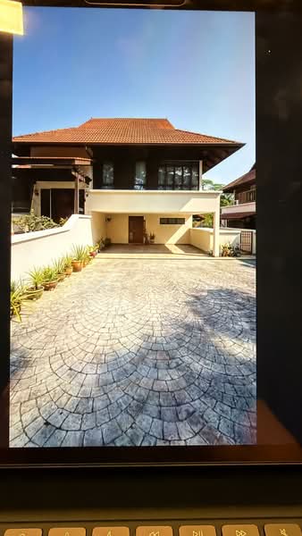 Rumah Banglo untuk Dijual di Federal Hill (Bangsar) - Karen Tho - PropertyGuru.com.my