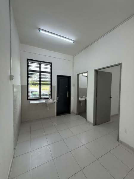 Rumah Teres 2.5 Tingkat untuk Disewa di Taman Scientex Utama (Senai) - Yit Sin - Interior - PropertyGuru.com.my