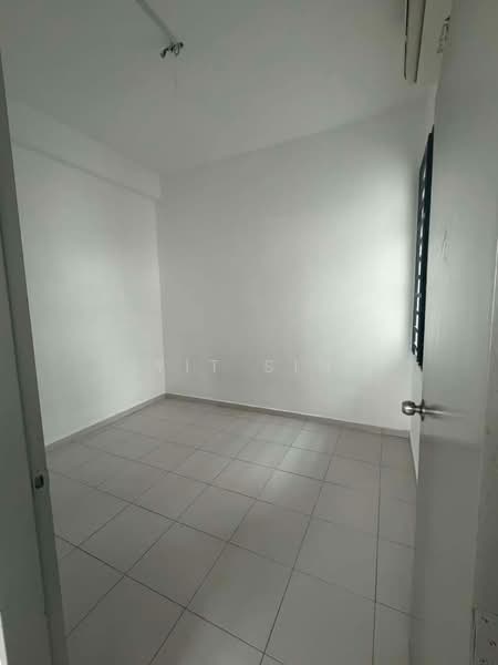 2.5-storey Terraced House for Rent in Taman Scientex Utama (Senai) - Yit Sin - Interior - PropertyGuru.com.my