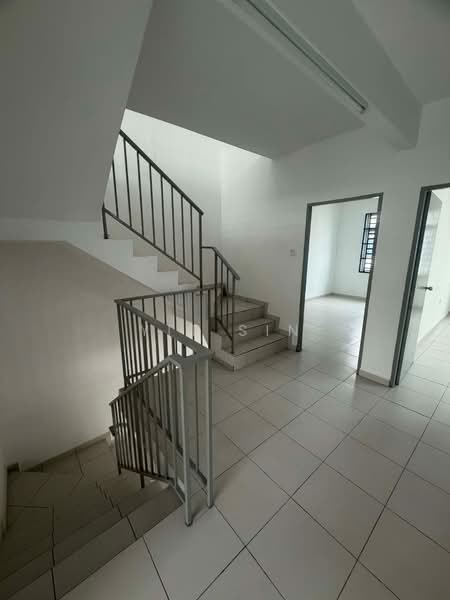 2.5-storey Terraced House for Rent in Taman Scientex Utama (Senai) - Yit Sin - Interior - PropertyGuru.com.my