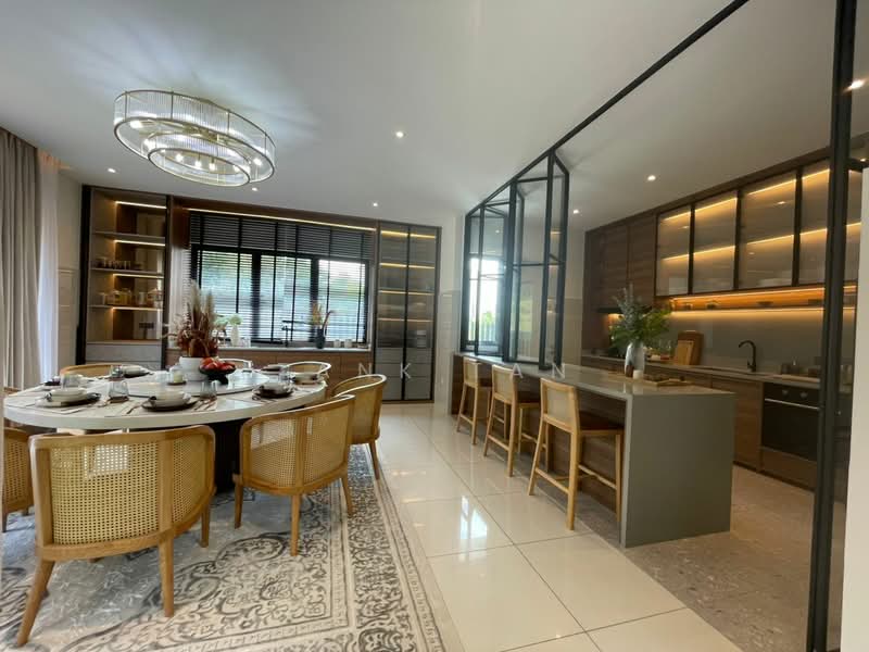 Semi-Detached House for Sale in Cyberjaya (Selangor) - Tank Tan - Dining Room - PropertyGuru.com.my