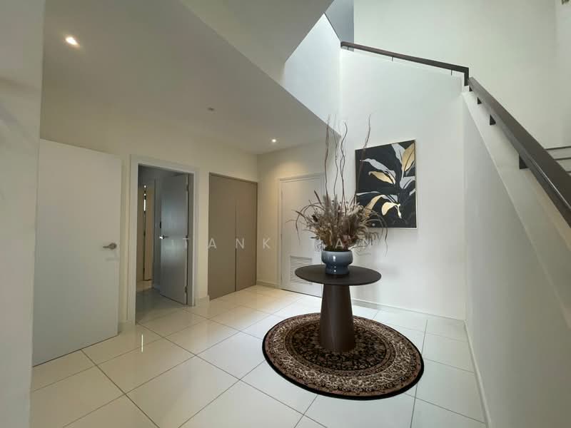 Semi-Detached House for Sale in Cyberjaya (Selangor) - Tank Tan - Entrance - PropertyGuru.com.my