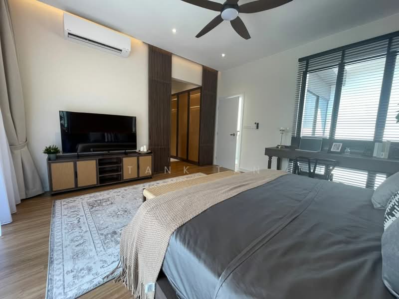 Semi-Detached House for Sale in Cyberjaya (Selangor) - Tank Tan - Bedroom - PropertyGuru.com.my