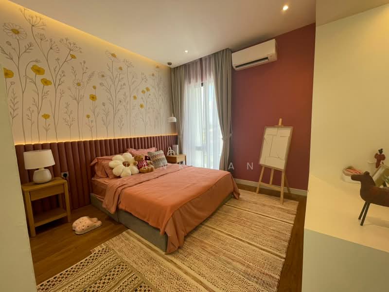 Semi-Detached House for Sale in Cyberjaya (Selangor) - Tank Tan - Bedroom - PropertyGuru.com.my