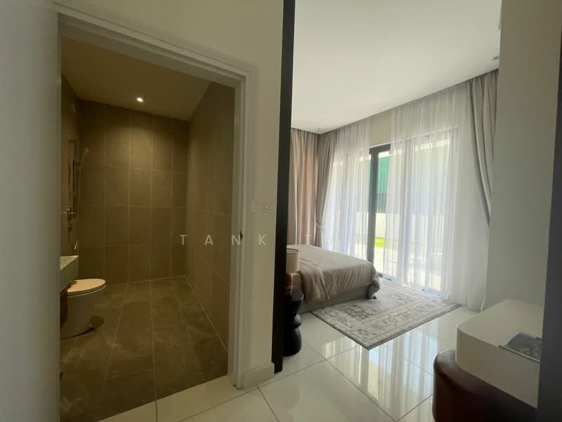 Semi-Detached House for Sale in Cyberjaya (Selangor) - Tank Tan - Bedroom - PropertyGuru.com.my