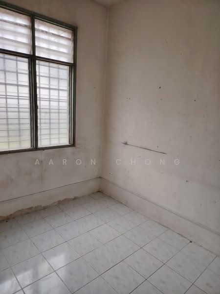 Terraced House for Sale in Bandar Putra Permai (Seri Kembangan) - Aaron Chong - Interior - PropertyGuru.com.my