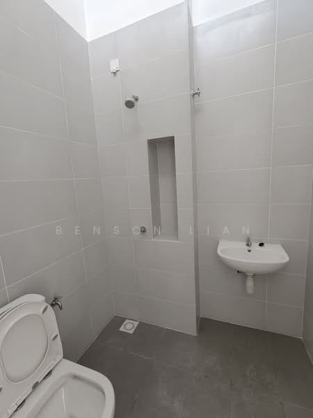 Rumah Teres 1 Tingkat untuk Disewa di Shah Alam (Selangor) - Benson Lian - Bathroom - PropertyGuru.com.my