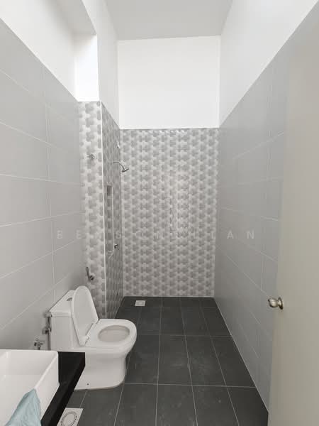 Rumah Teres 1 Tingkat untuk Disewa di Shah Alam (Selangor) - Benson Lian - Bathroom - PropertyGuru.com.my